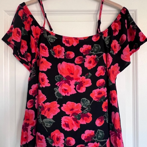 BILLABONG off the shoulder crop top - Picture 2 of 5